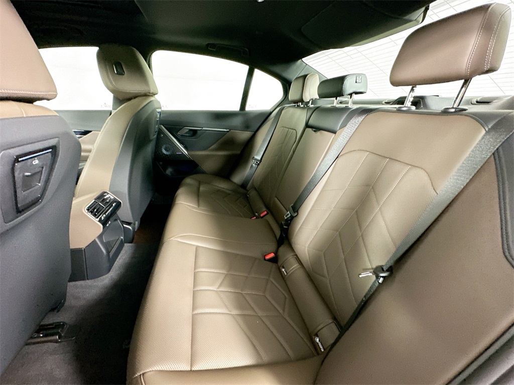 2025 Bmw i5 M60 photo 24