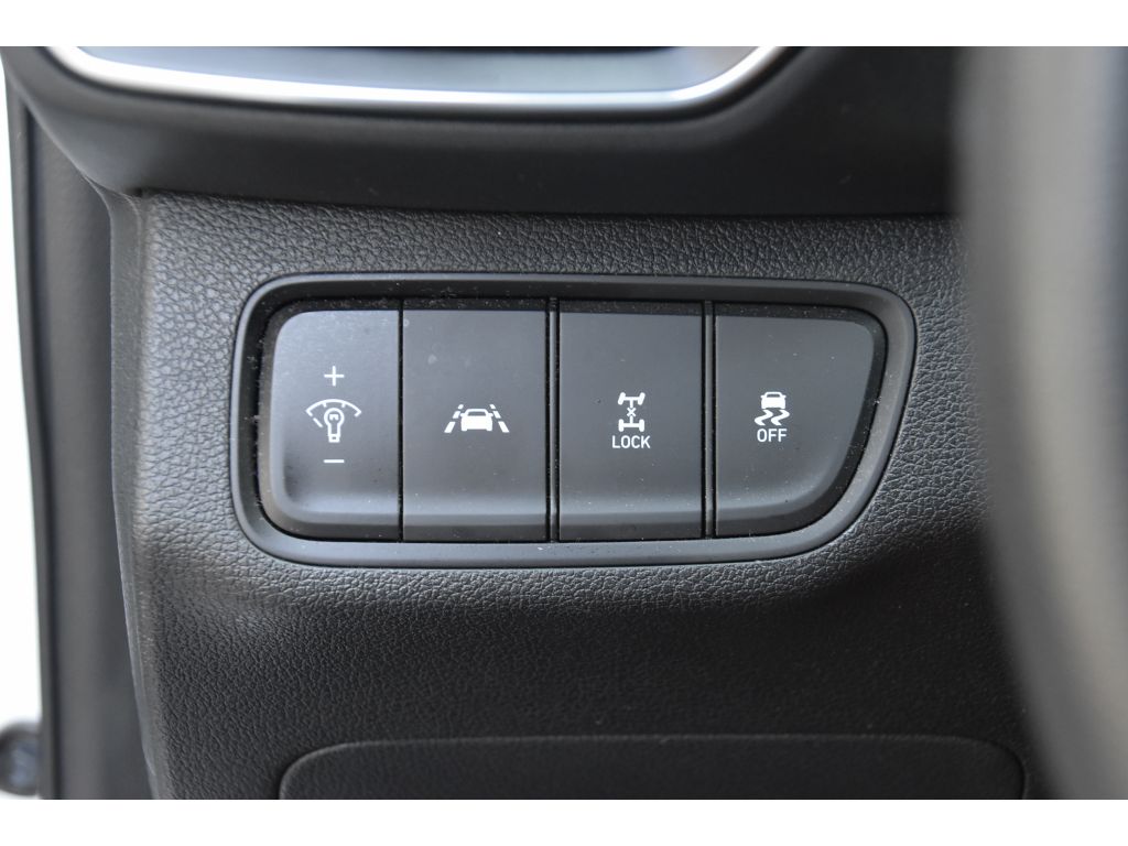 2020 Hyundai Santa Fe SE photo 27