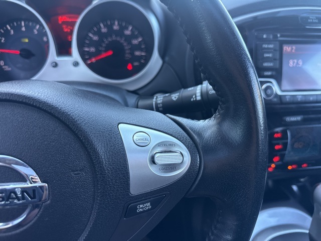 2017 Nissan Juke SV photo 20