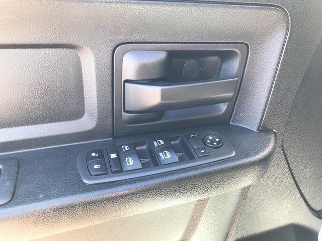 2021 Ram 1500 Classic photo 5