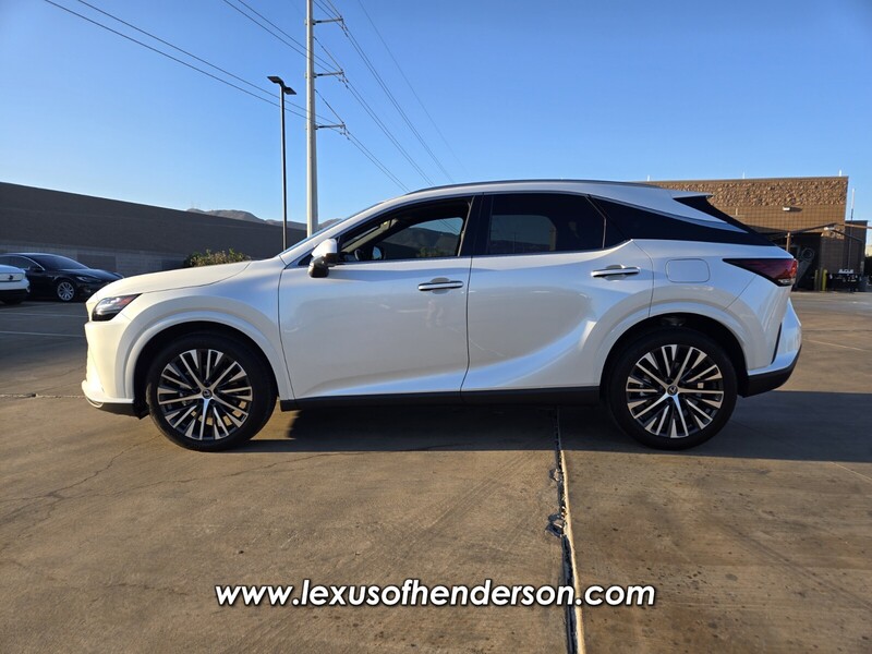2025 Lexus RX 350 Premium photo 3