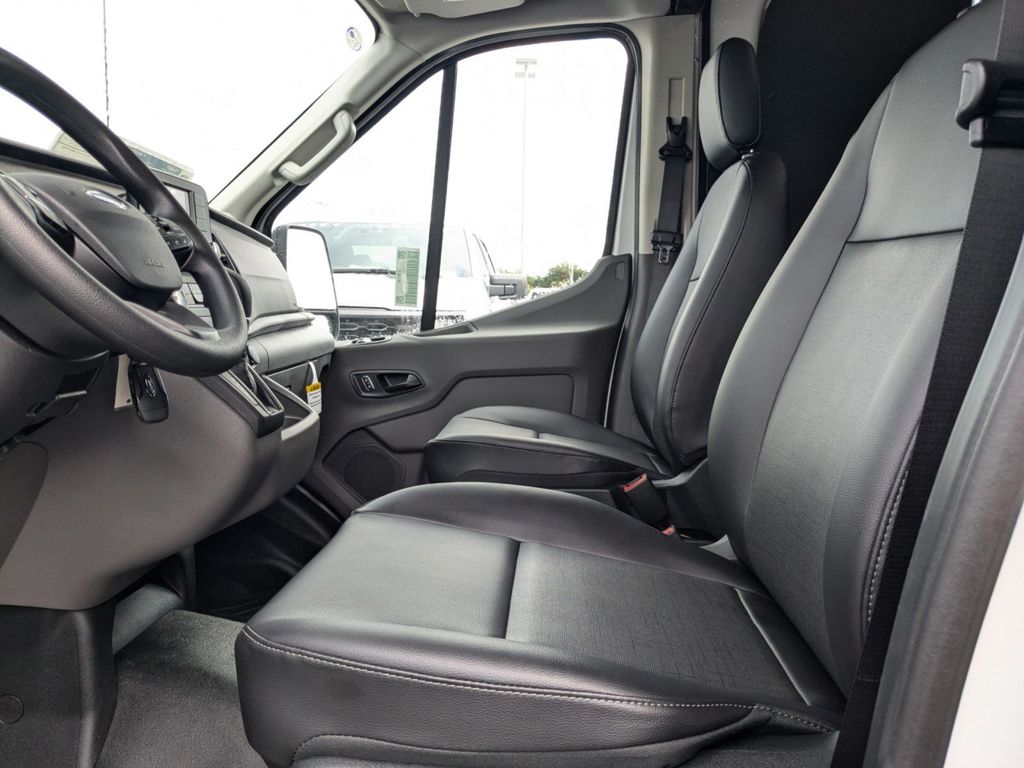 2025 Ford Transit photo 14