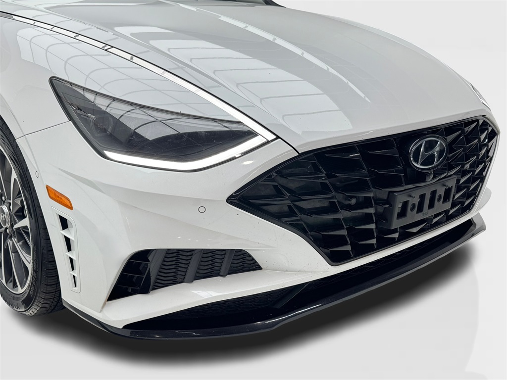 2021 Hyundai Sonata Limited photo 3