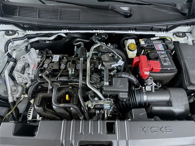 2026 Nissan Kicks SV photo 10