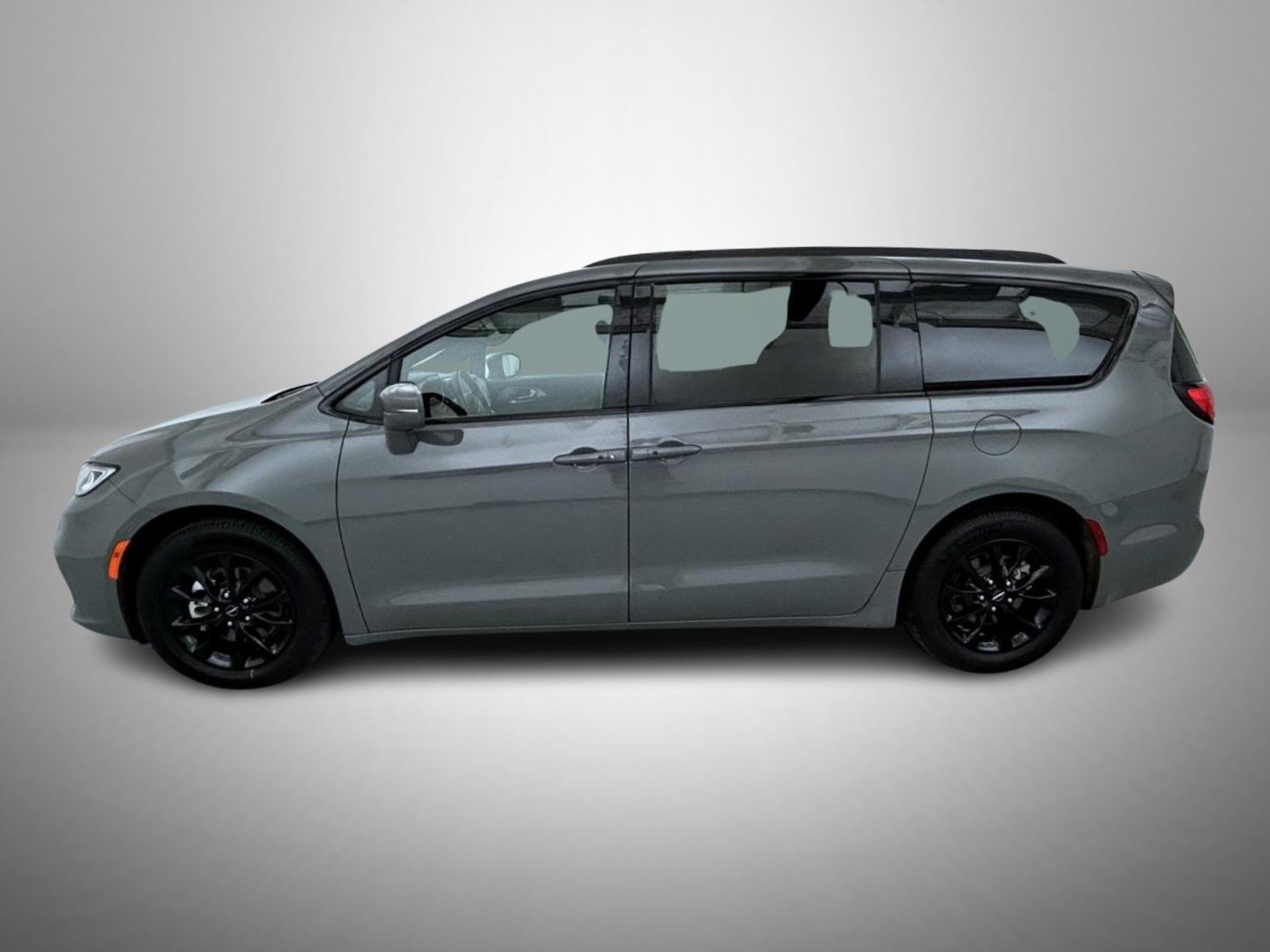 2021 Chrysler Pacifica Touring photo 8