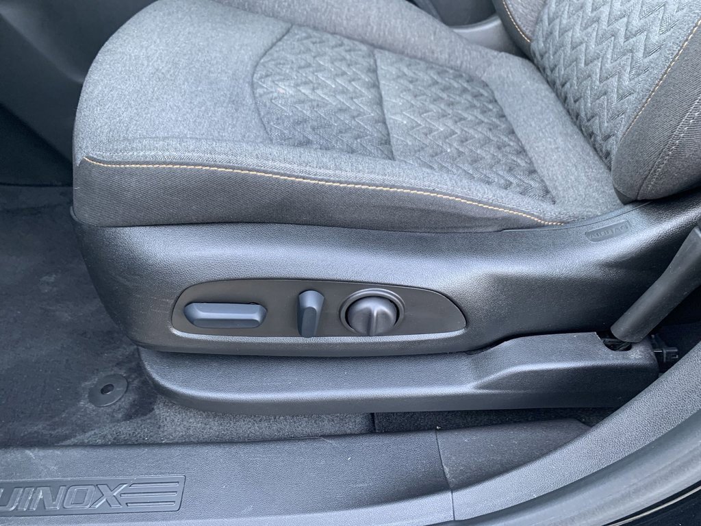 2022 Chevrolet Equinox LT photo 14
