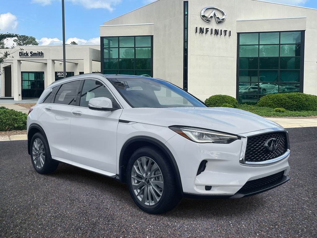 2024 INFINITI QX50 Luxe