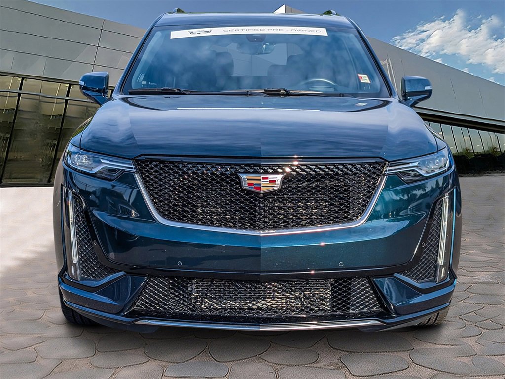 2025 Cadillac XT6 Sport photo 6
