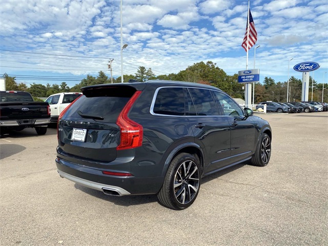 2021 Volvo XC90 T6 Momentum photo 3