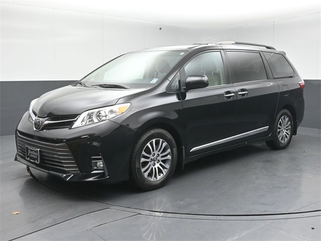 2018 TOYOTA SIENNA - Image 3
