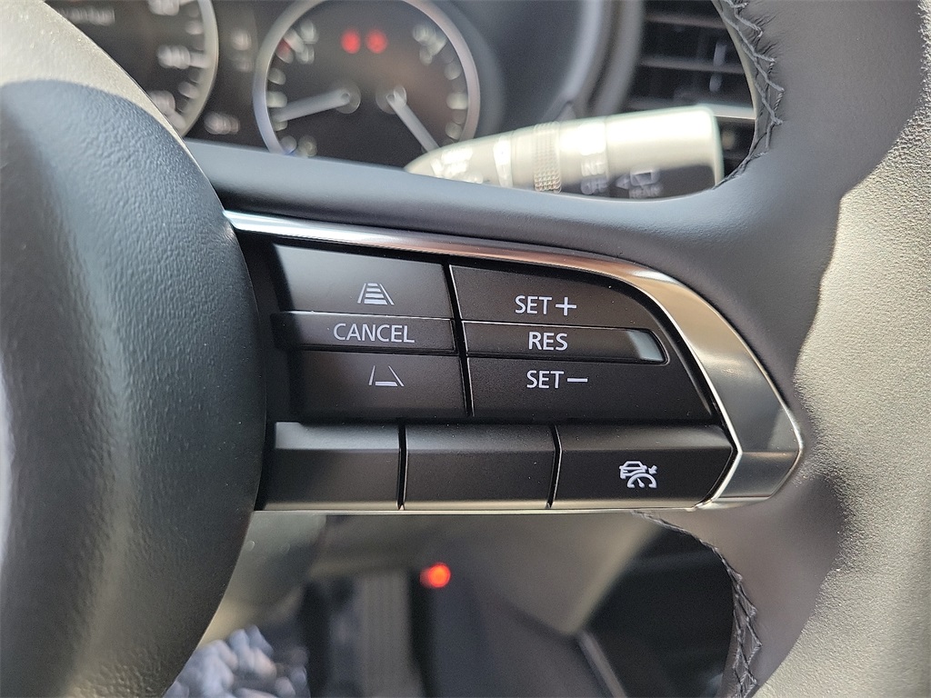 2025 Mazda CX-30 2.5 S Preferred photo 7