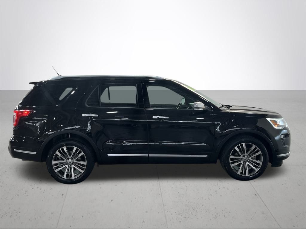 2018 Ford Explorer Platinum photo 9