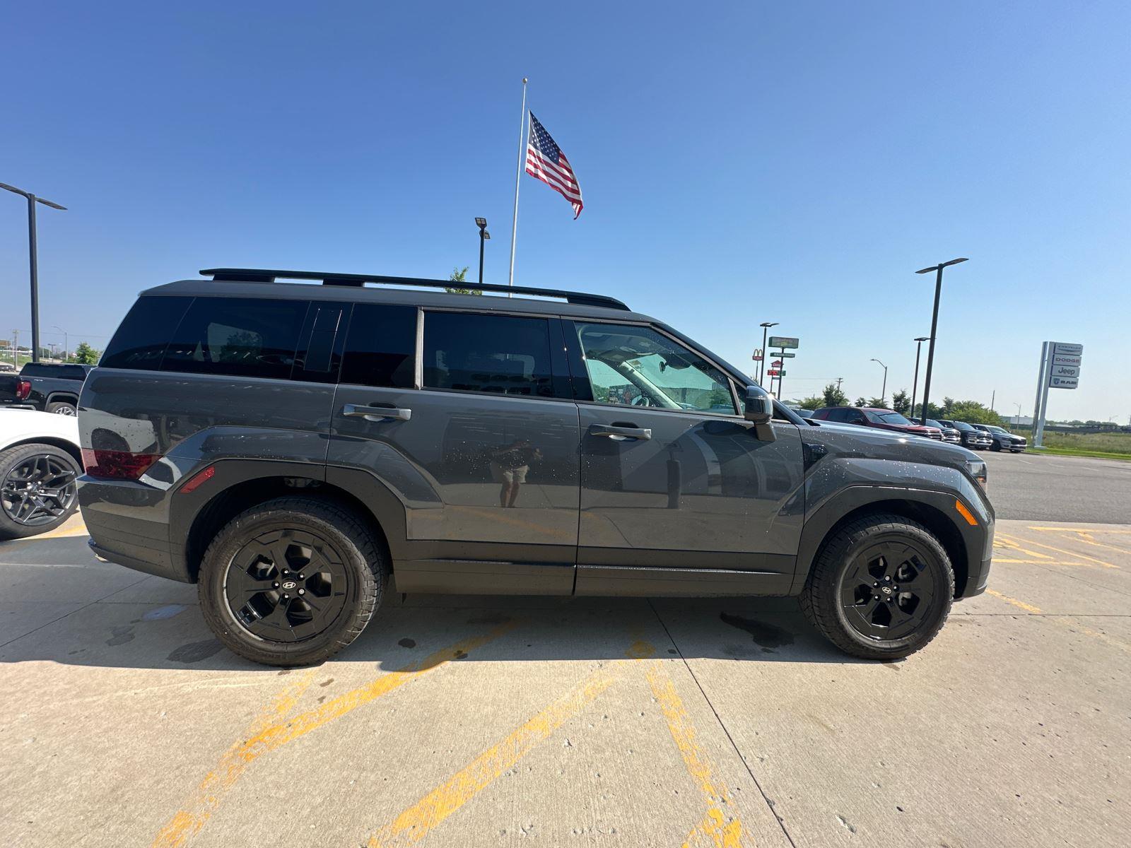 2025 Hyundai Santa Fe XRT photo 2