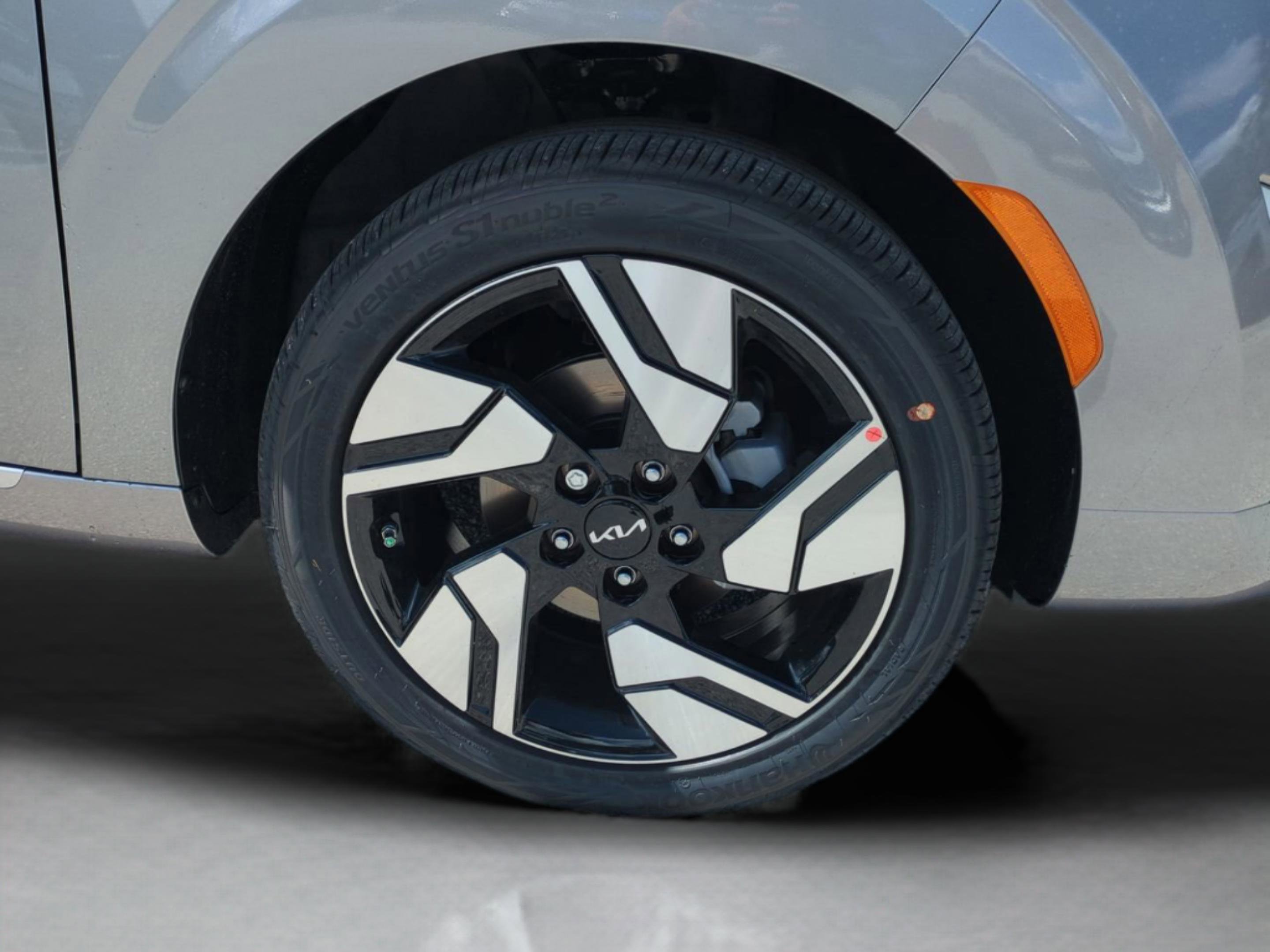 2025 Kia Soul GT-Line photo 27