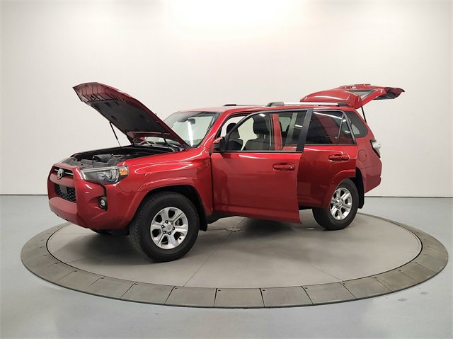 2024 Toyota 4Runner SR5 photo 10