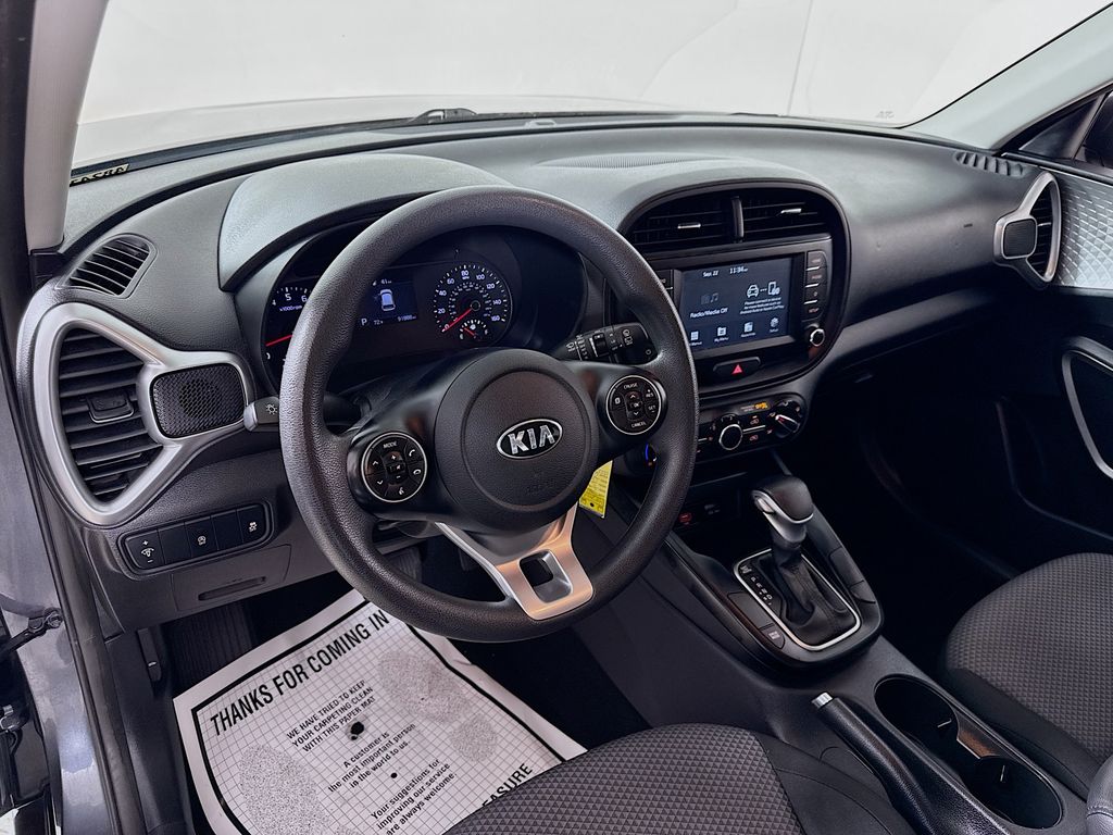 2021 Kia Soul LX photo 11