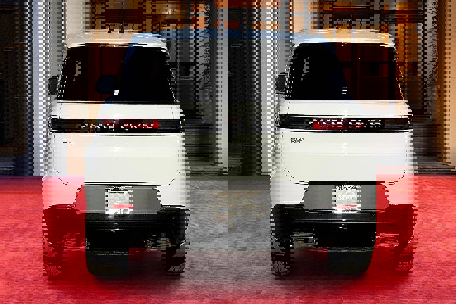 2025 Land Rover Range Rover Sport P360 S photo 4