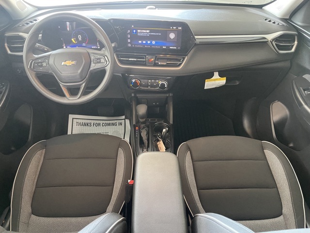2025 Chevrolet Trailblazer LT photo 9