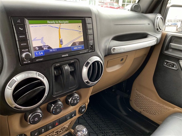 2012 Jeep Wrangler Sahara photo 28