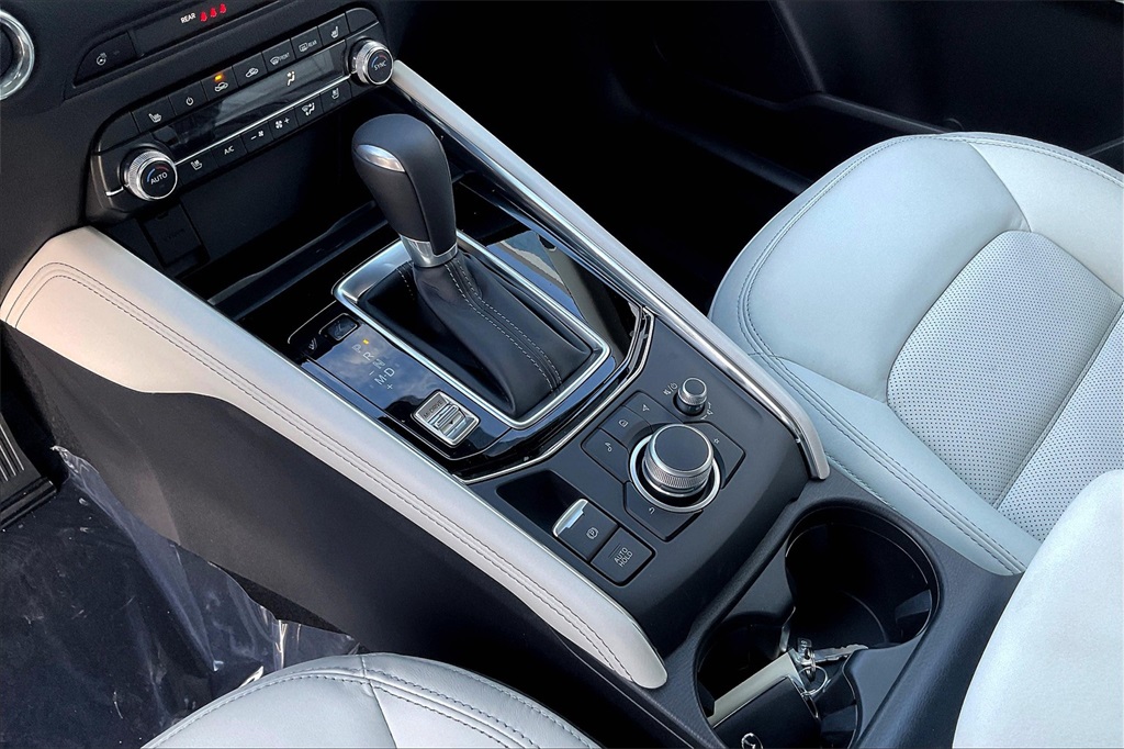 2025 MAZDA CX-5 - Image 6