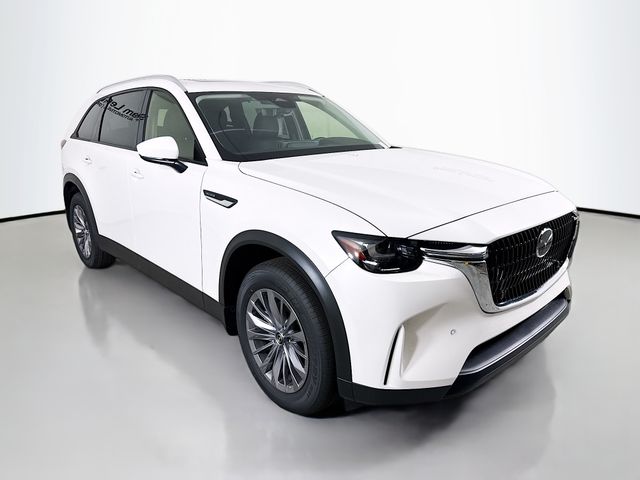 2025 Mazda CX-90 Preferred Package's photo