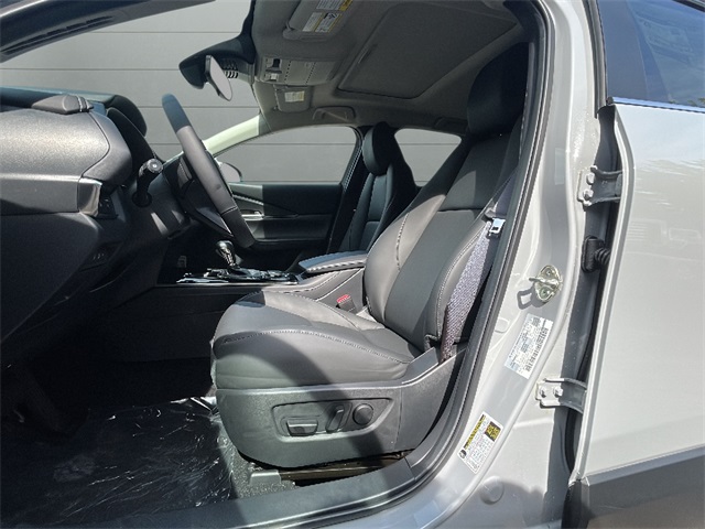2025 Mazda CX-30 2.5 S Preferred photo 10