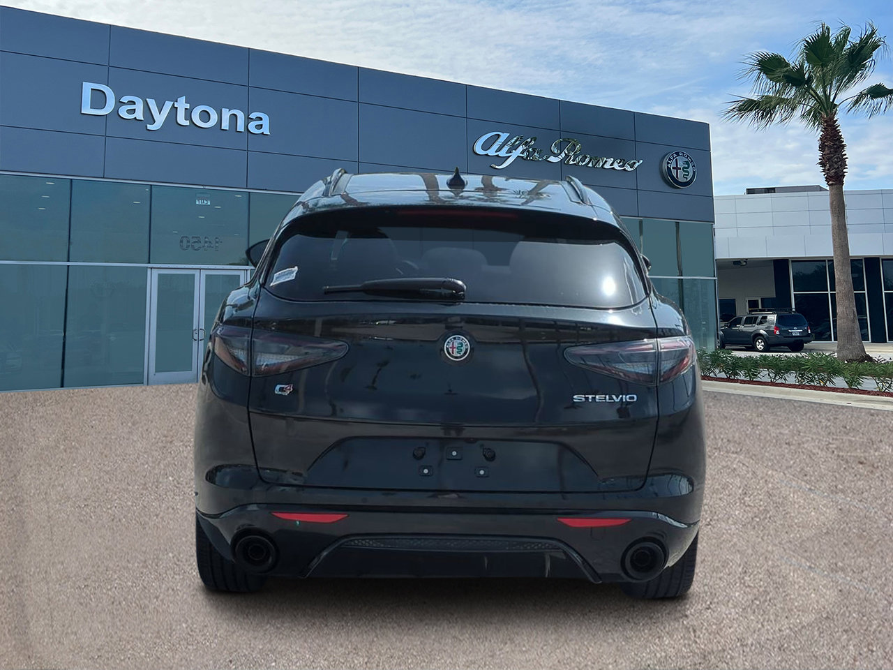 2025 Alfa Romeo Stelvio Sprint photo 3