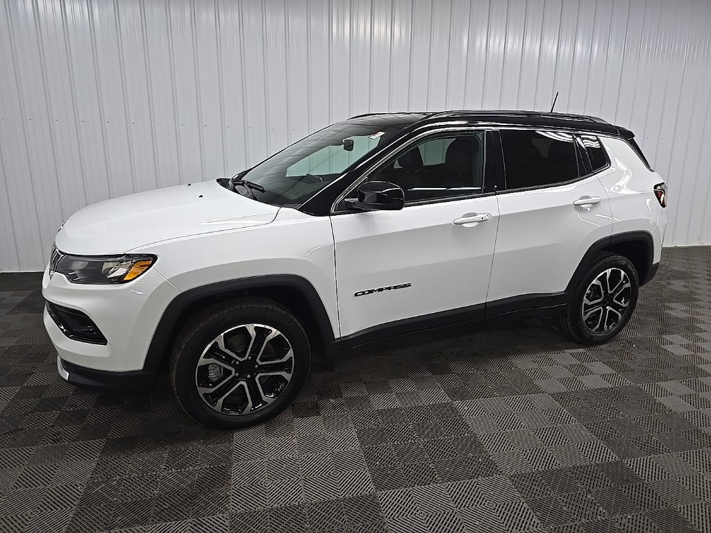 2023 Jeep Compass Limited photo 6
