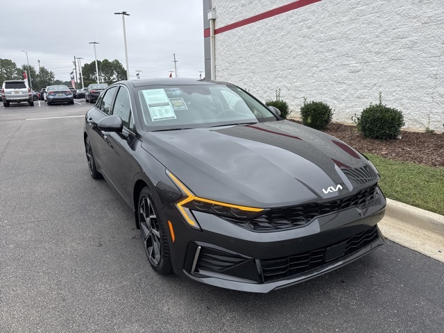 2025 Kia K5 EX's photo