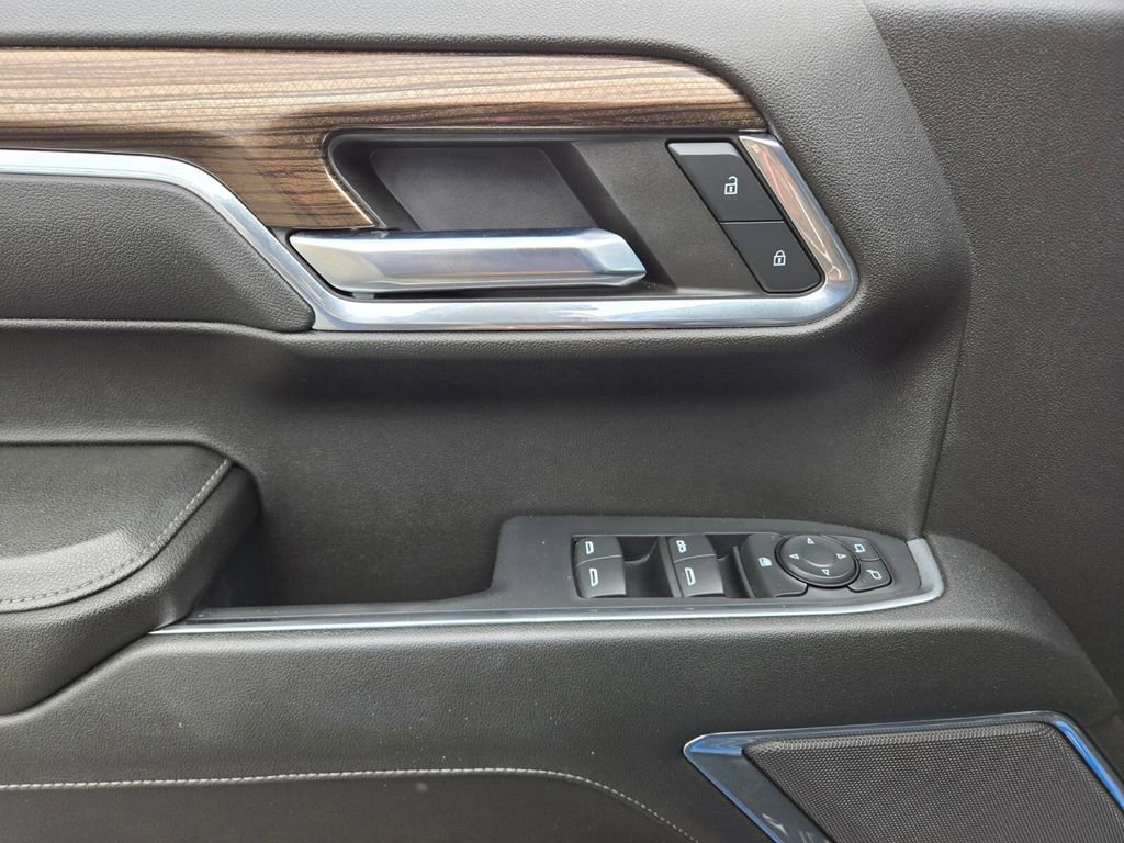 2023 Chevrolet Silverado 1500 RST photo 16