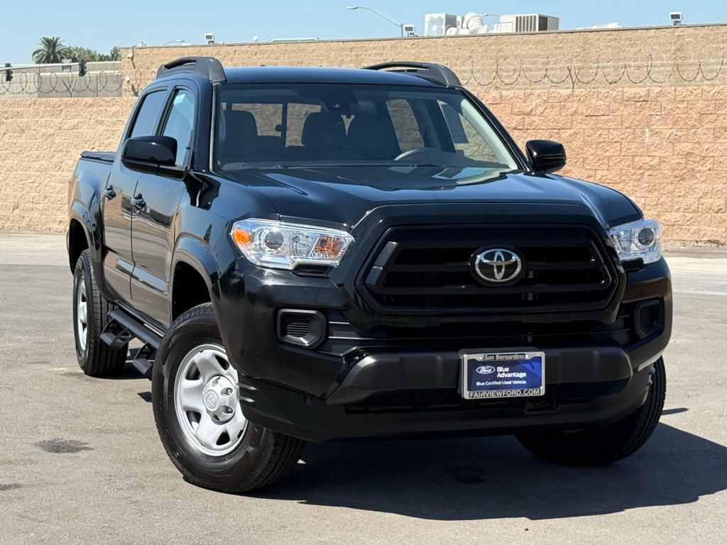 2023 Toyota Tacoma SR photo 3
