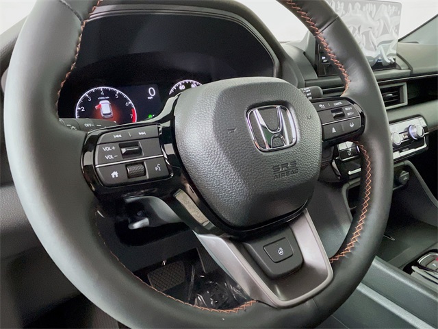 2025 Honda Pilot TrailSport photo 9