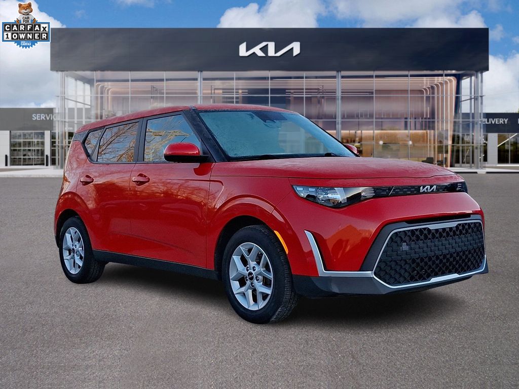 2023 Kia Soul S's photo