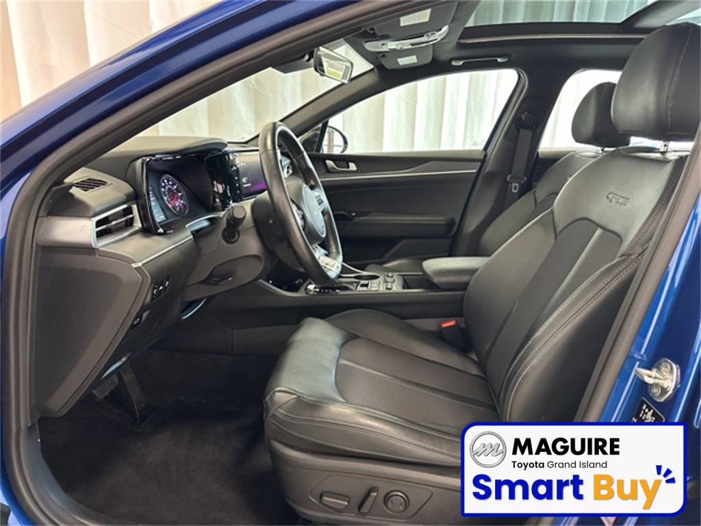 2022 Kia K5 GT-Line photo 4