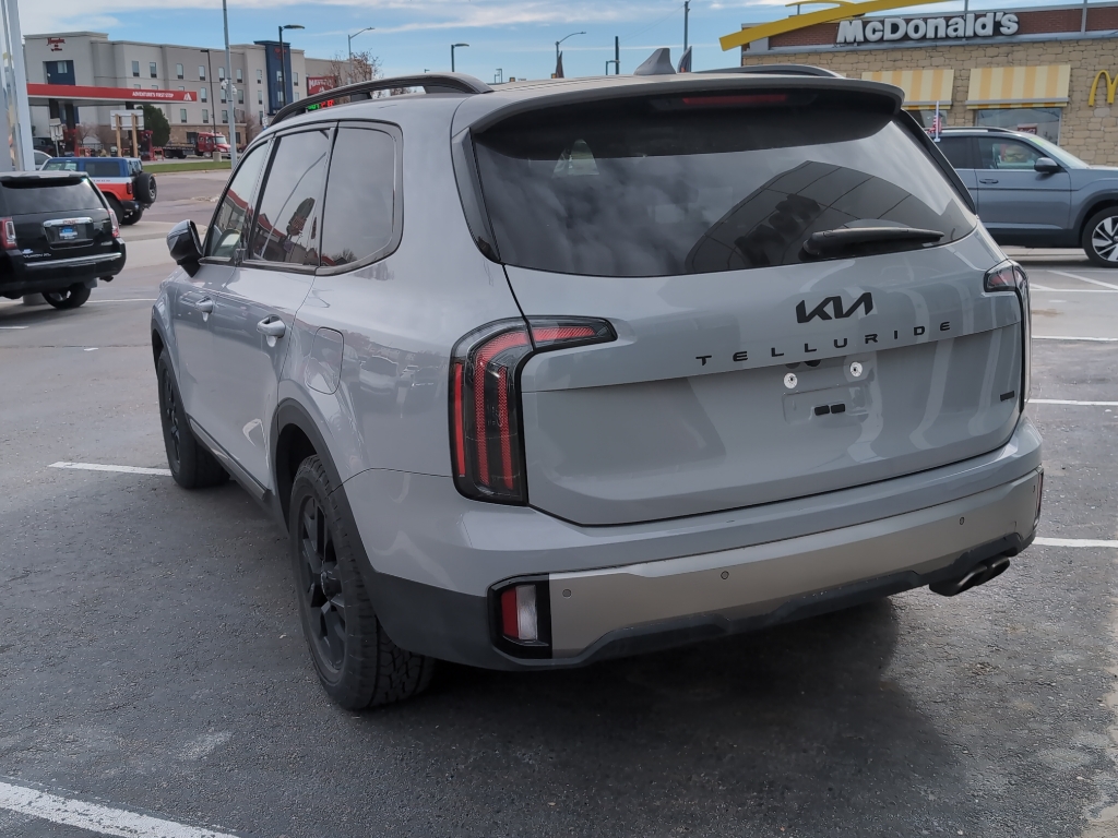 2023 Kia Telluride SX Prestige X-Pro photo 3