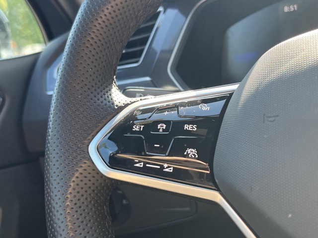 2024 Volkswagen Tiguan SE R-Line Black photo 37