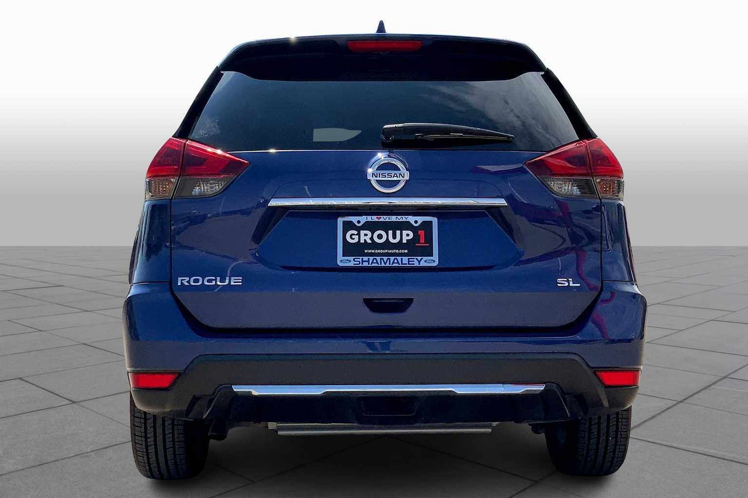 2018 Nissan Rogue SL photo 4