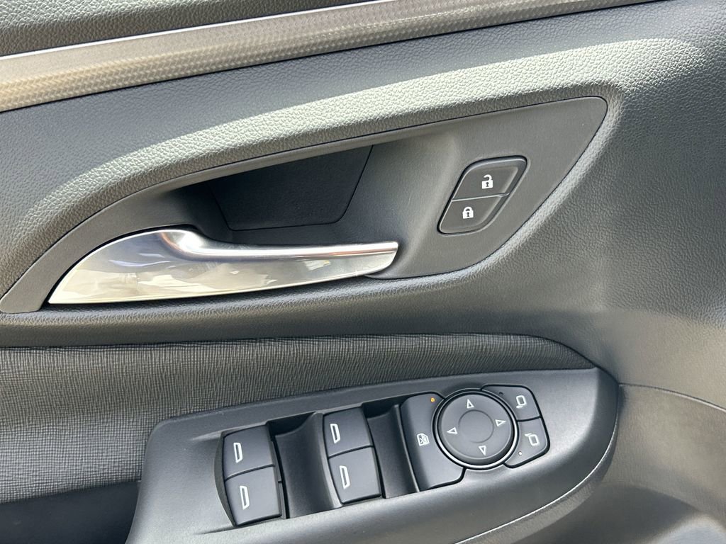 2025 Buick Envista Avenir photo 19