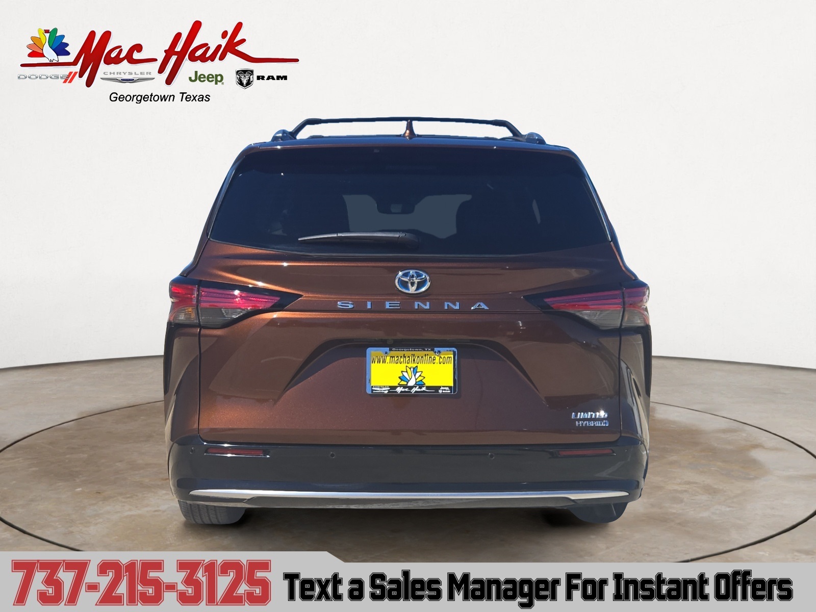 2024 Toyota Sienna Limited photo 3