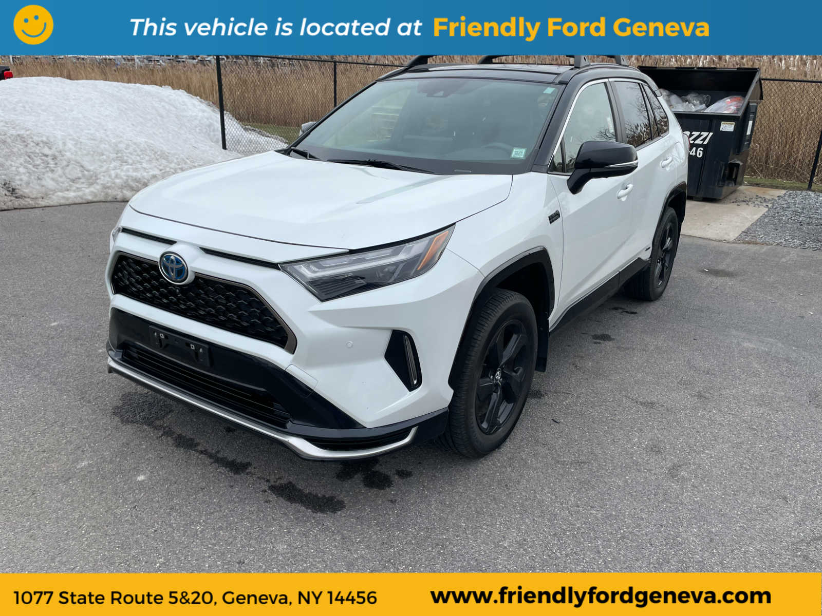 2023 Toyota RAV4 SE's photo