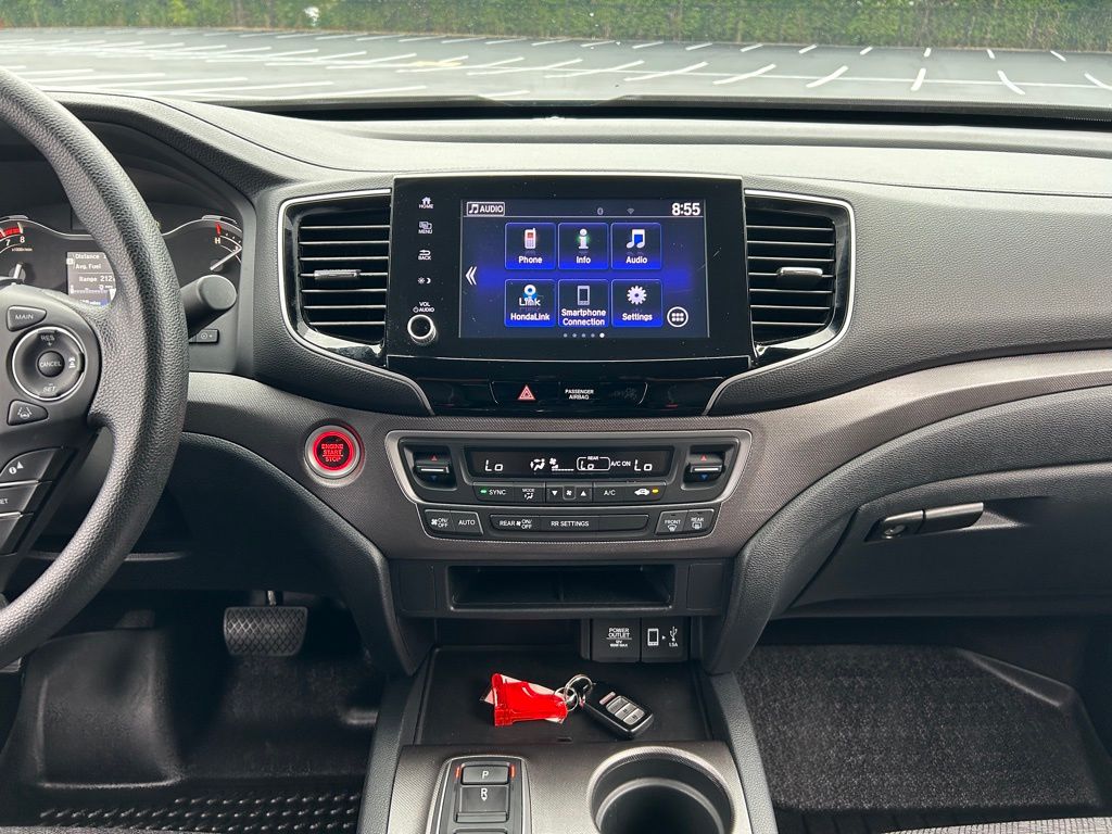 2023 Honda Ridgeline Sport photo 13