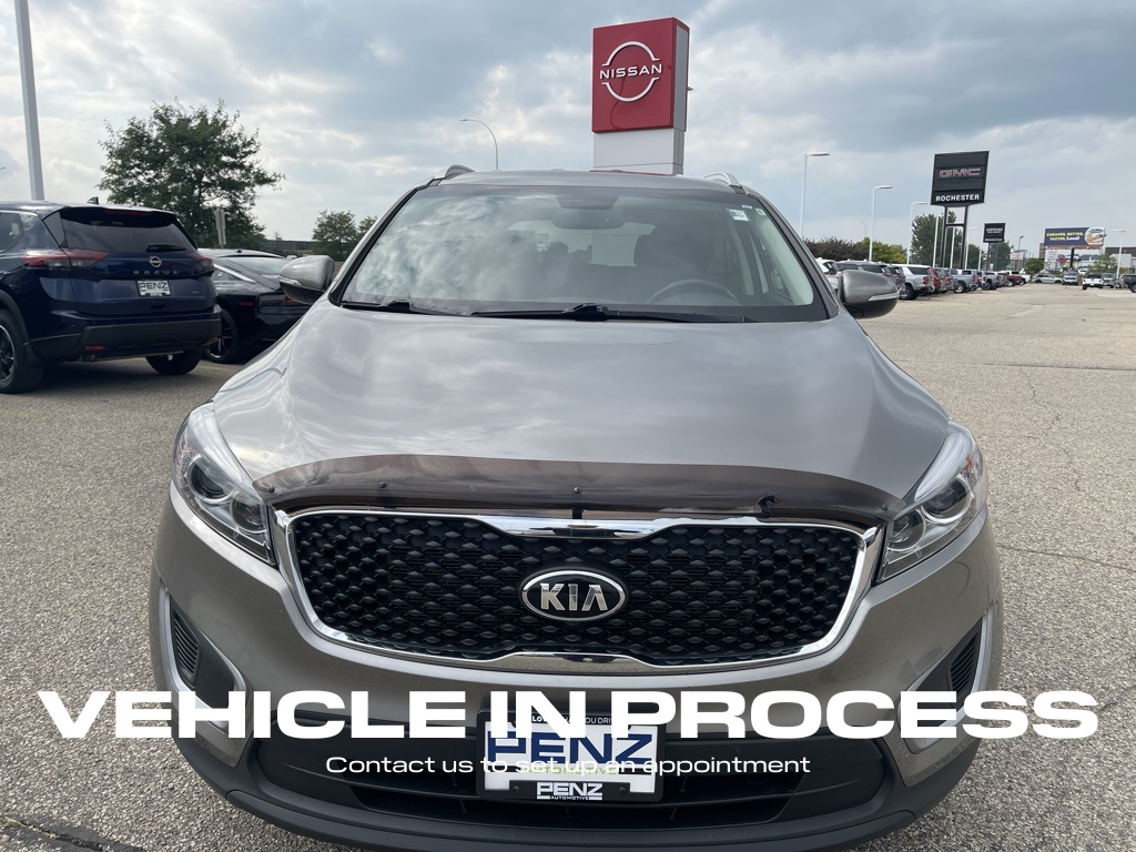 2017 Kia Sorento LX photo 8