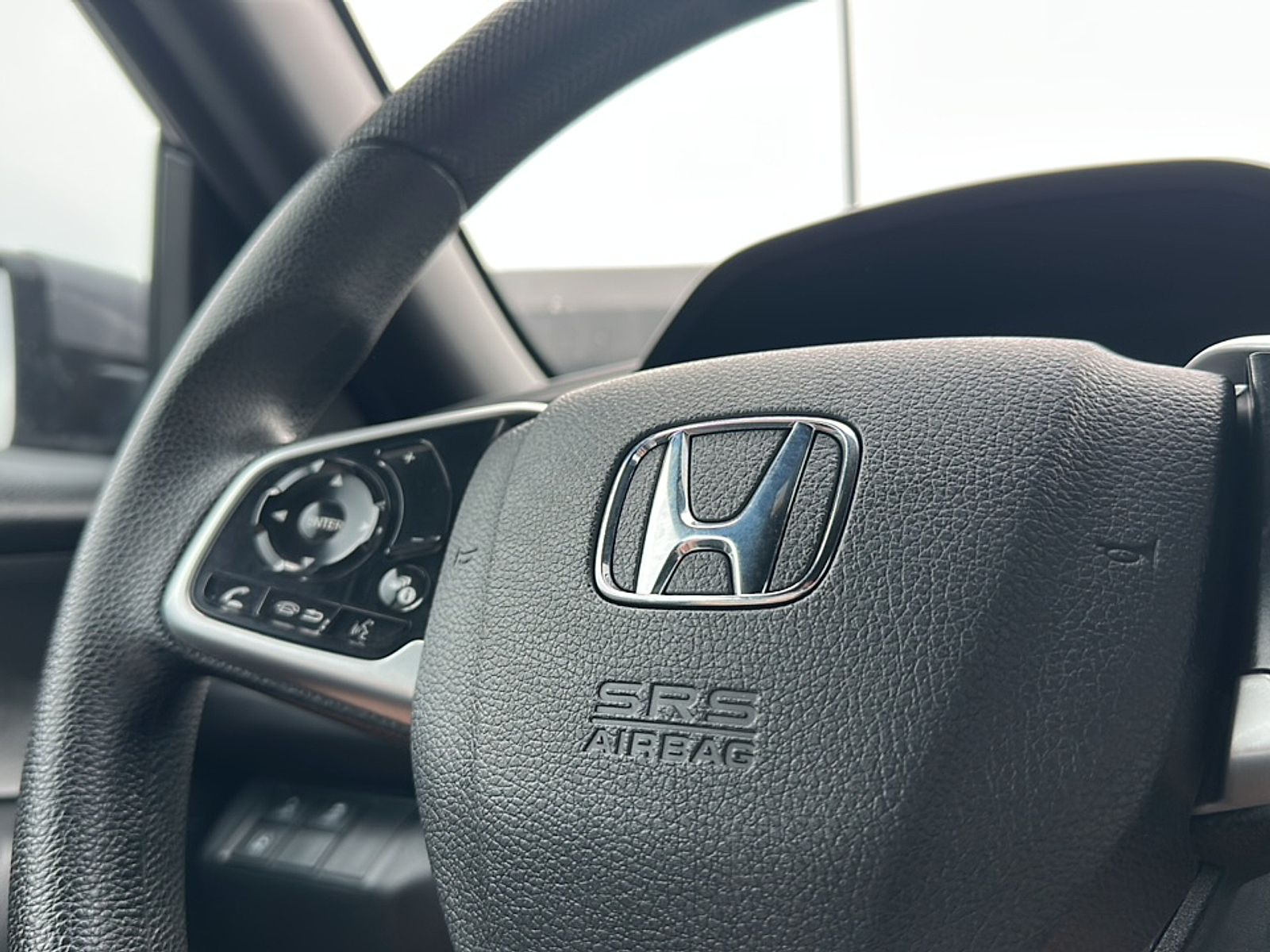 Used 2019 Lunar Silver Metallic Honda LX image 26
