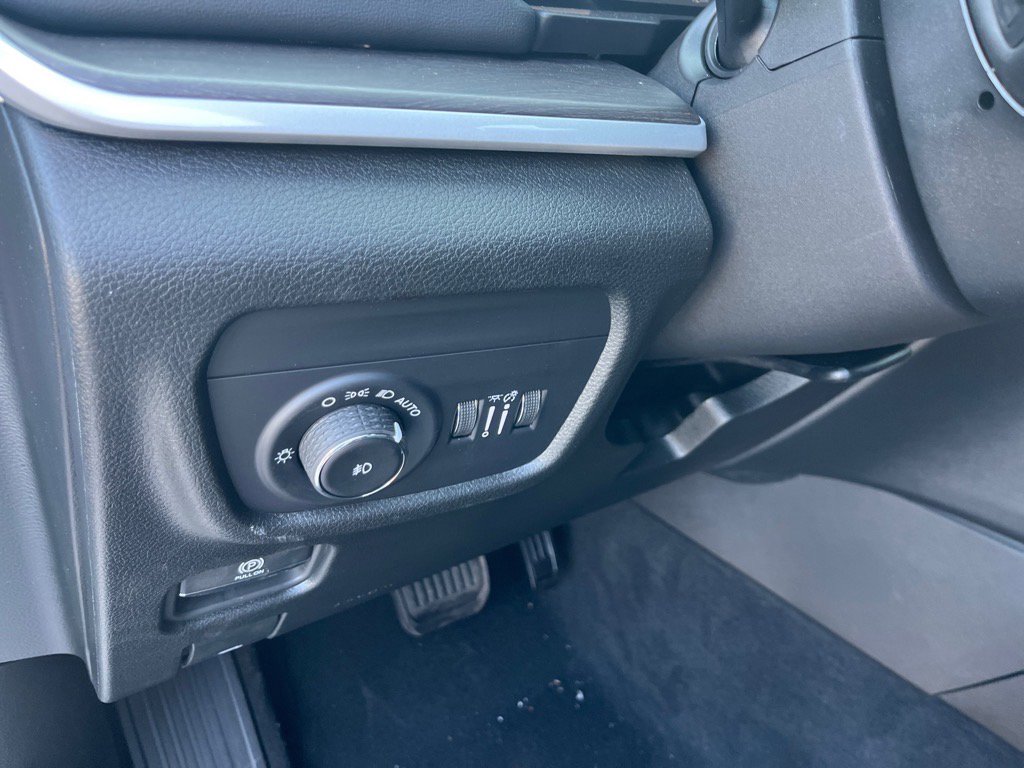 2025 Jeep Grand Cherokee Limited photo 22
