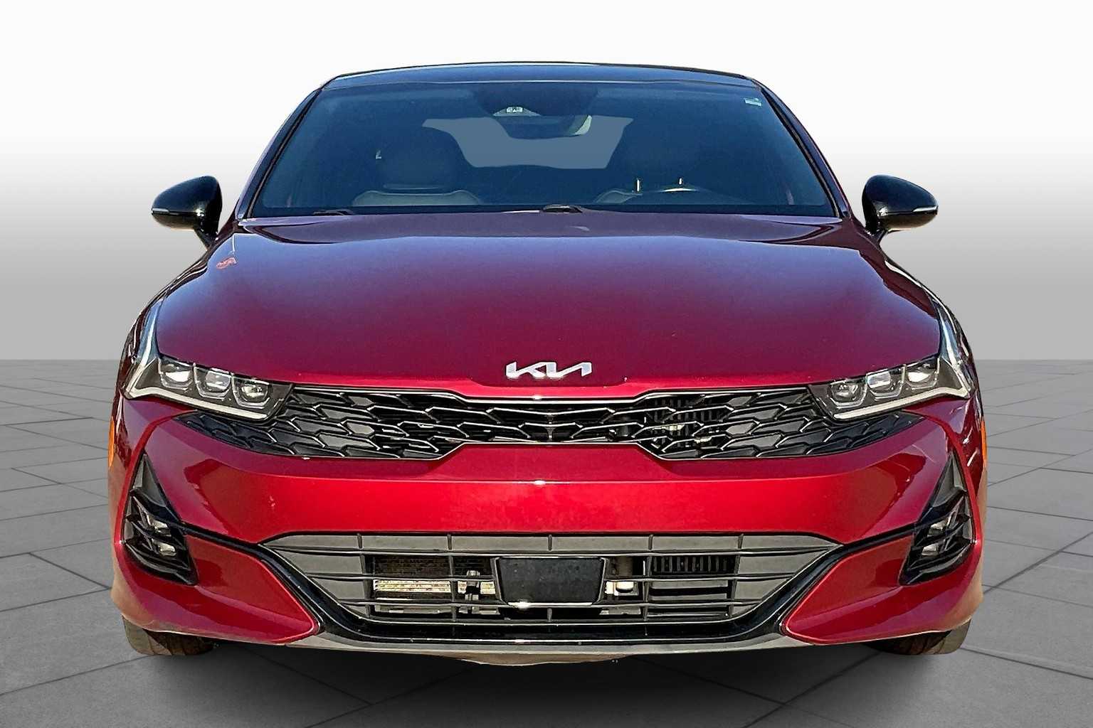 2023 Kia K5 GT-Line photo 2