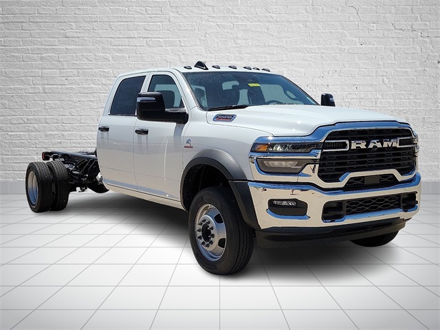 2025 Ram 5500 Tradesman photo 6