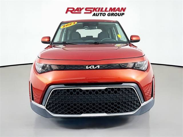 2023 Kia Soul LX photo 2