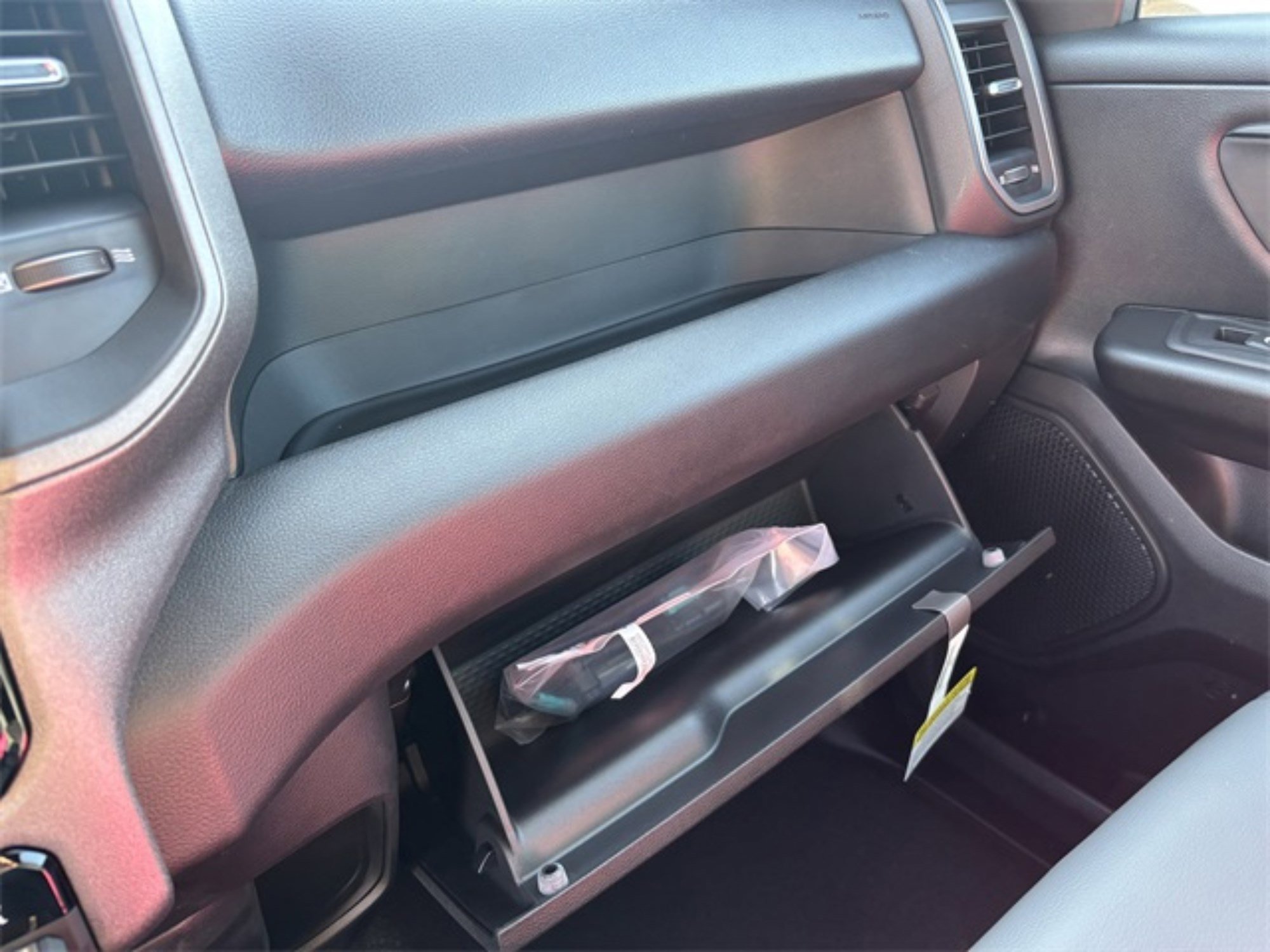 2026 Ram 2500 Tradesman photo 16