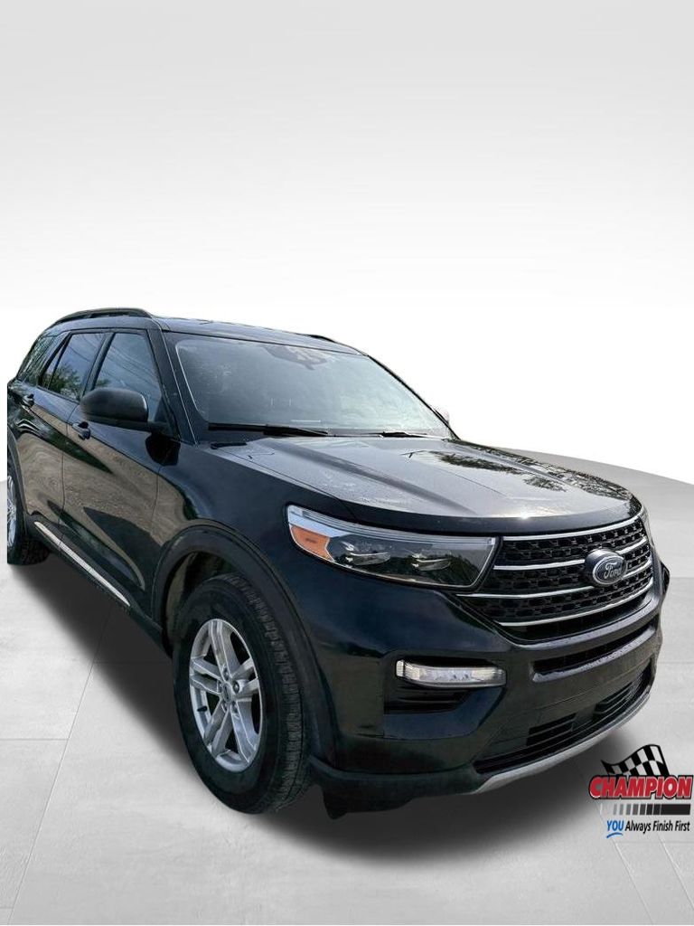 2021 Ford Explorer XLT photo 5