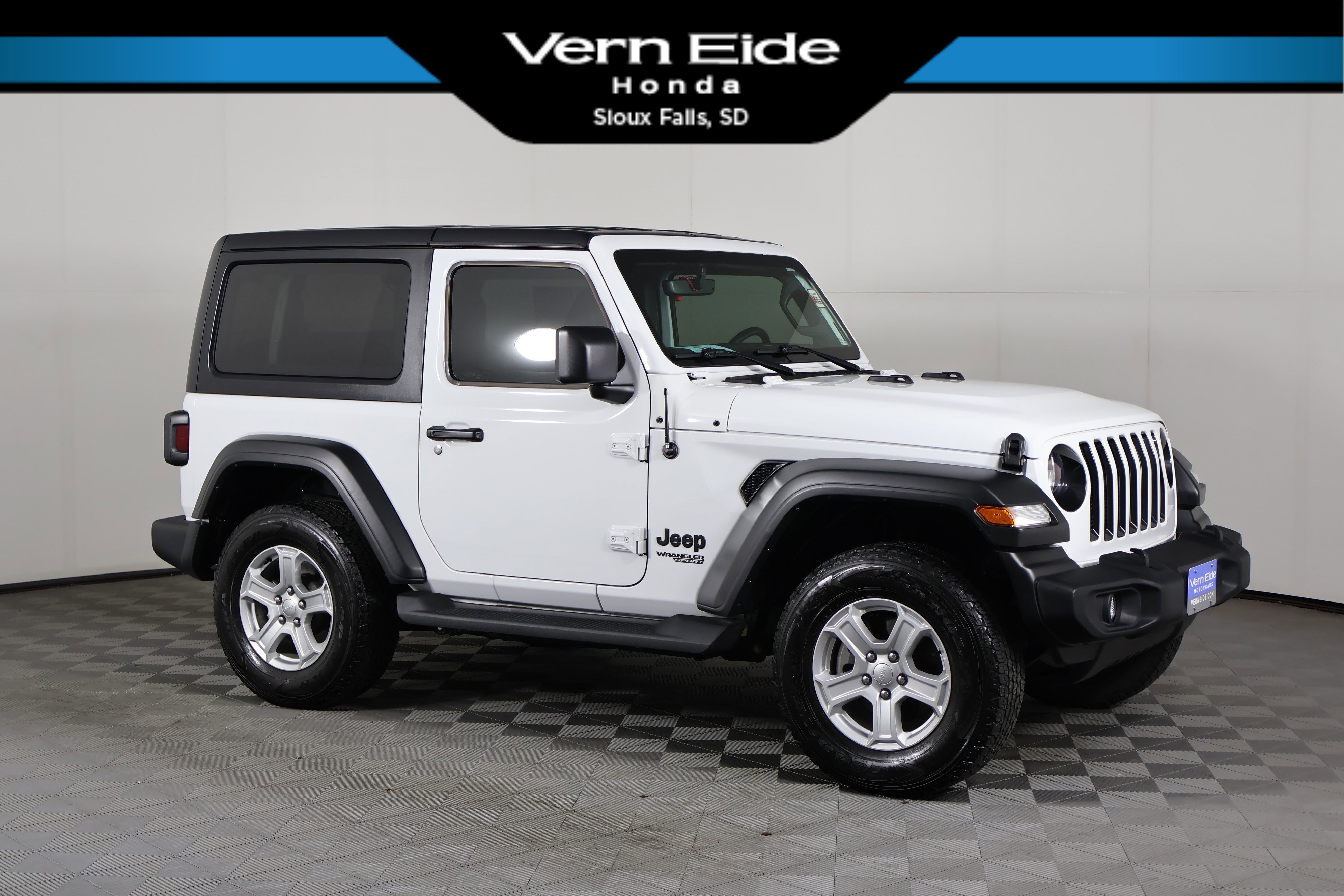 2021 Jeep Wrangler Sport S's photo